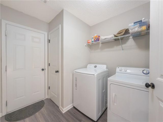 233 Poppyfield Farm Drive, Good Hope, GA 30641