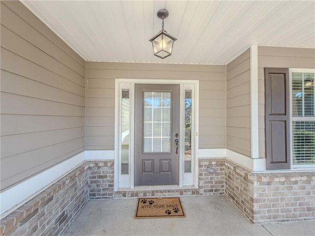 233 Poppyfield Farm Drive, Good Hope, GA 30641