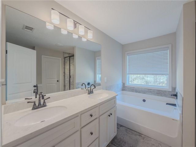 233 Poppyfield Farm Drive, Good Hope, GA 30641