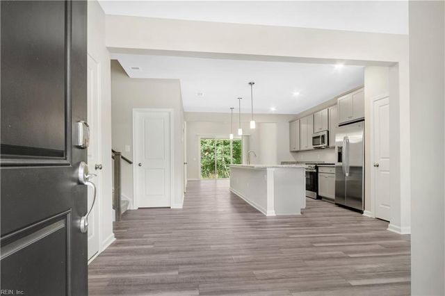 4084 Isaac CIR, Williamsburg, VA 23188