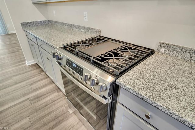 4084 Isaac CIR, Williamsburg, VA 23188