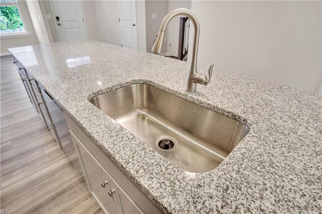 4084 Isaac CIR, Williamsburg, VA 23188