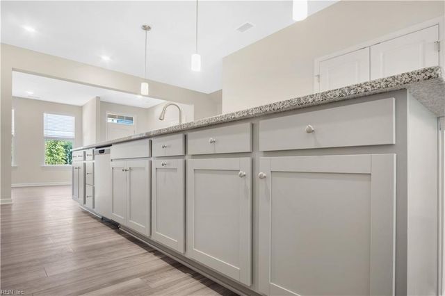 4084 Isaac CIR, Williamsburg, VA 23188