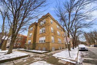 2243 W Ainslie Street 2W, Chicago, IL 60625