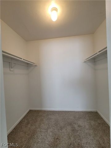 931 SE 23rd PL, Cape Coral, FL 33990