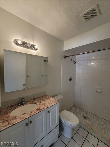 931 SE 23rd PL, Cape Coral, FL 33990