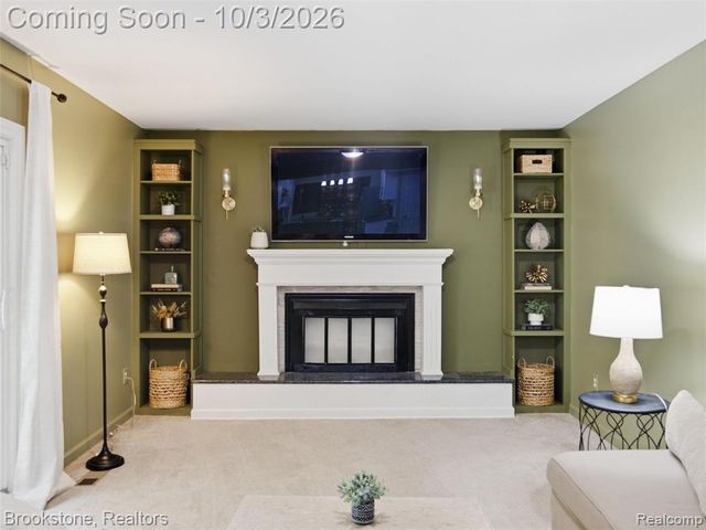 53881 Luann Drive, Shelby Twp, MI 48316