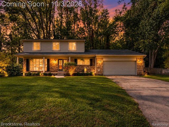 53881 Luann Drive, Shelby Twp, MI 48316