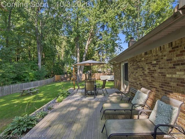 53881 Luann Drive, Shelby Twp, MI 48316