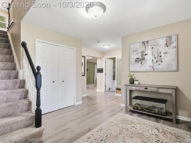 53881 Luann Drive, Shelby Twp, MI 48316