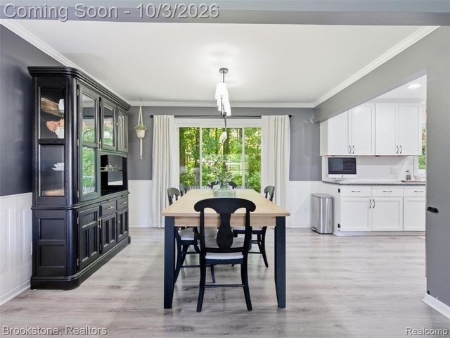 53881 Luann Drive, Shelby Twp, MI 48316