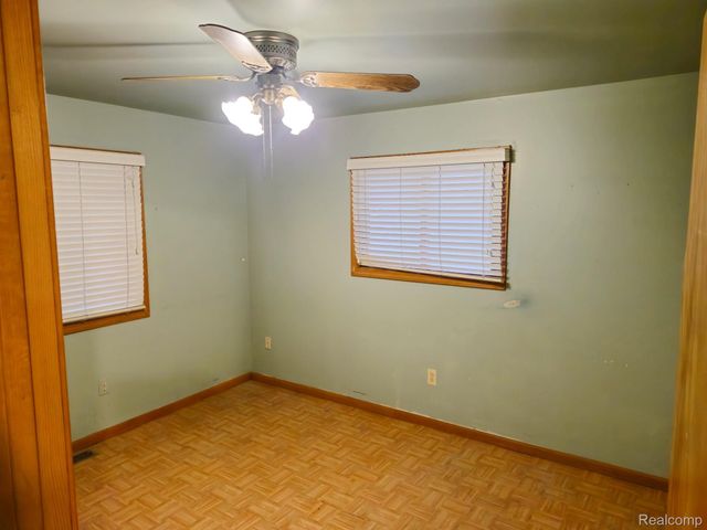 295 Oriole Street, Lapeer, MI 48446