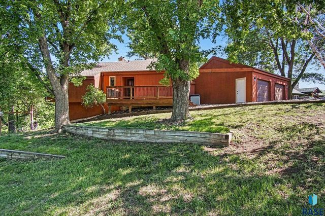 48016 Oak Trail Pl Place, Sioux Falls, SD 57108