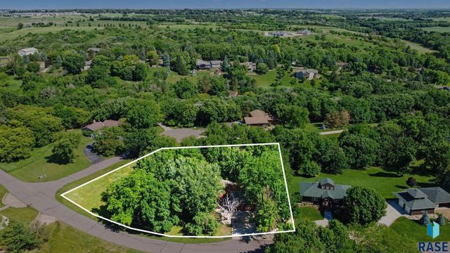 48016 Oak Trail Pl Place, Sioux Falls, SD 57108