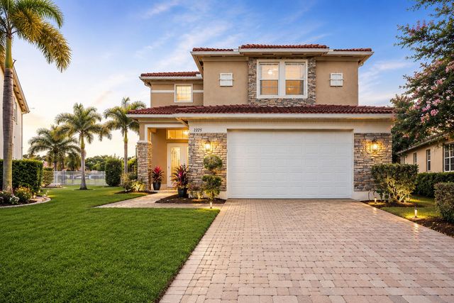 2335 NW Via Della Court, Port St. Lucie, Port St Lucie, FL 34986