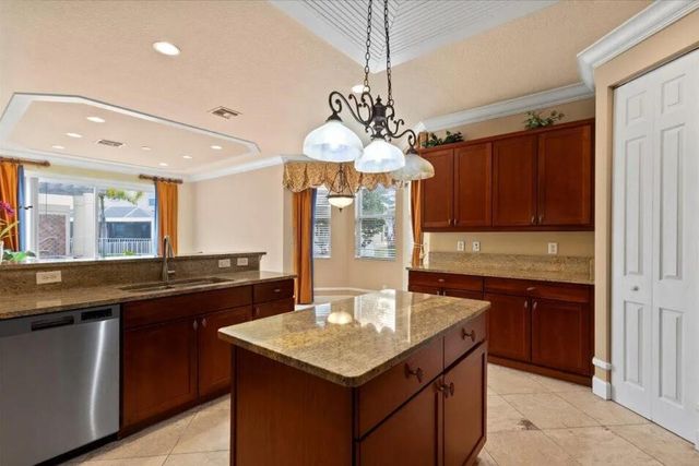 2335 NW Via Della Court, Port St. Lucie, Port St Lucie, FL 34986