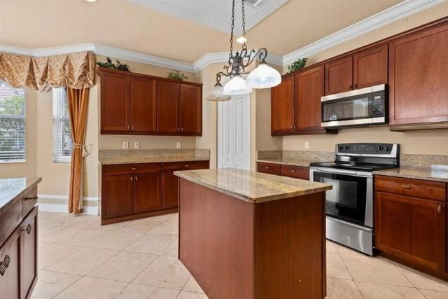 2335 NW Via Della Court, Port St. Lucie, Port St Lucie, FL 34986