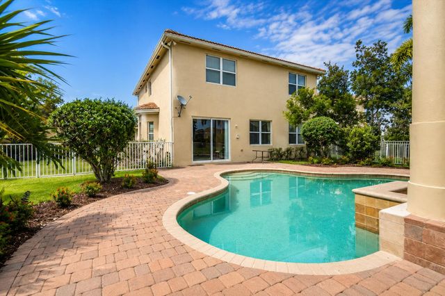 2335 NW Via Della Court, Port St. Lucie, Port St Lucie, FL 34986