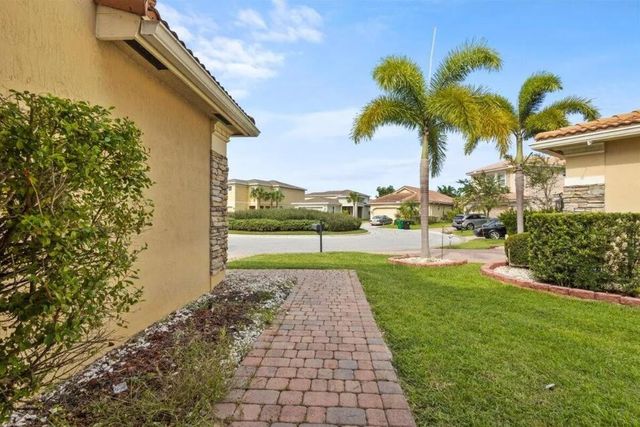 2335 NW Via Della Court, Port St. Lucie, Port St Lucie, FL 34986