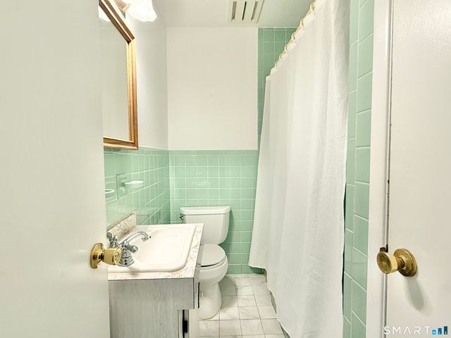 2408 High Ridge Road, Stamford, CT 06903