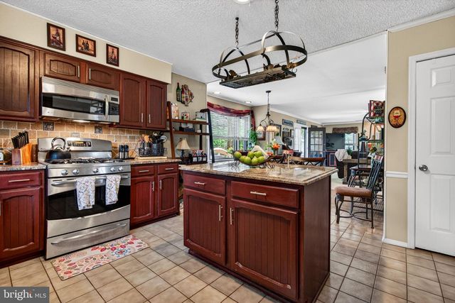 123 UNION MILL TER, Mount Laurel, NJ 08054
