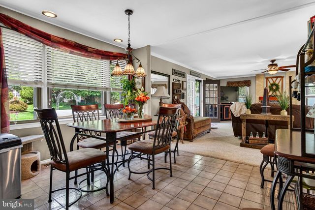 123 UNION MILL TER, Mount Laurel, NJ 08054