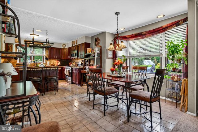 123 UNION MILL TER, Mount Laurel, NJ 08054