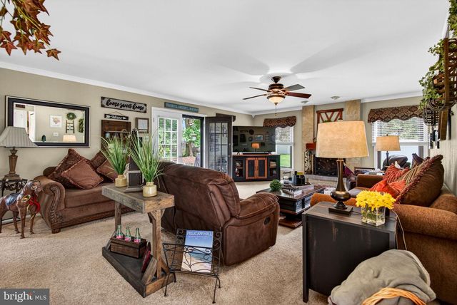 123 UNION MILL TER, Mount Laurel, NJ 08054