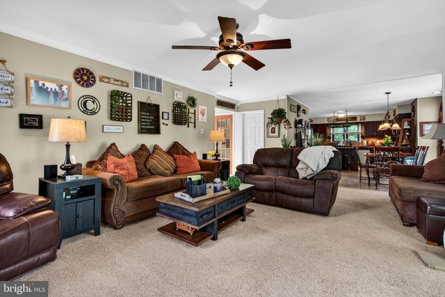 123 UNION MILL TER, Mount Laurel, NJ 08054