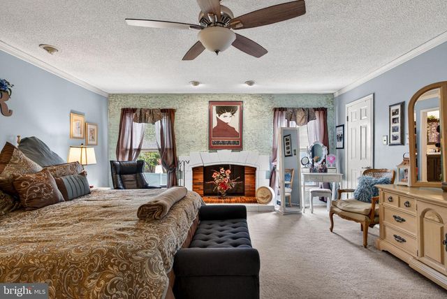 123 UNION MILL TER, Mount Laurel, NJ 08054