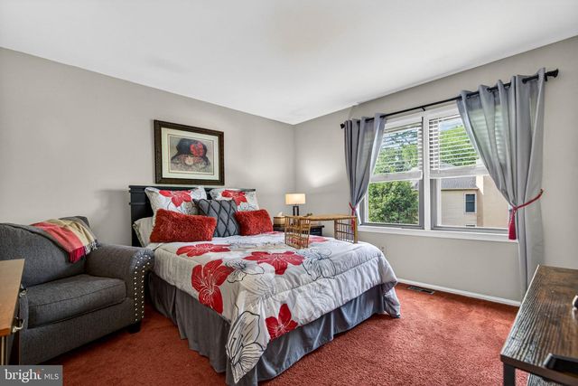 123 UNION MILL TER, Mount Laurel, NJ 08054