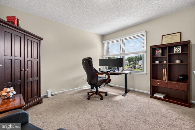 123 UNION MILL TER, Mount Laurel, NJ 08054