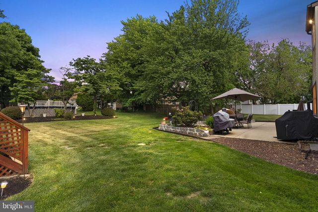 123 UNION MILL TER, Mount Laurel, NJ 08054
