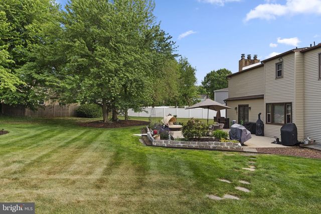 123 UNION MILL TER, Mount Laurel, NJ 08054