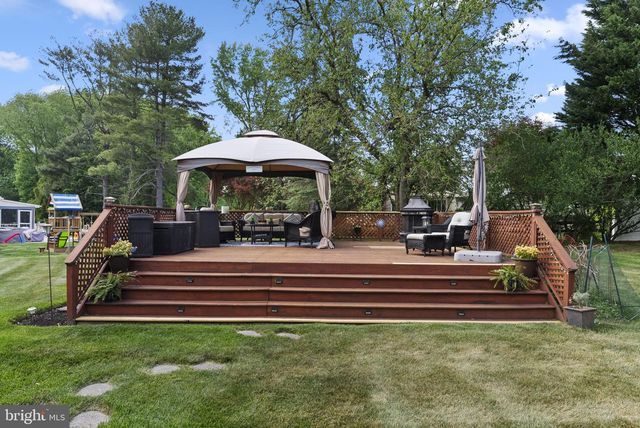 123 UNION MILL TER, Mount Laurel, NJ 08054