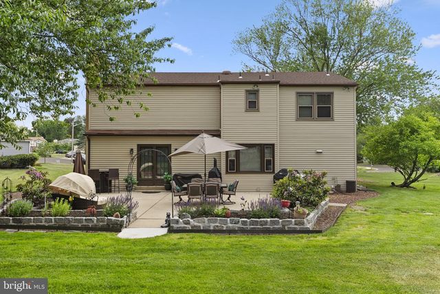 123 UNION MILL TER, Mount Laurel, NJ 08054
