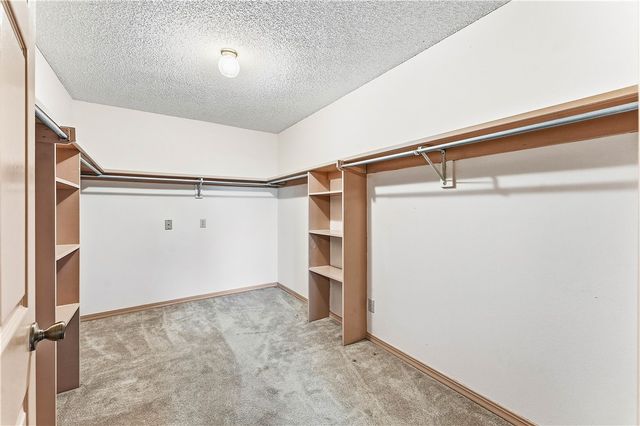 2557 N Karyn Avenue, Fayetteville, AR 72703