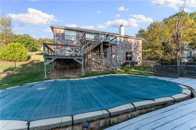 2557 N Karyn Avenue, Fayetteville, AR 72703