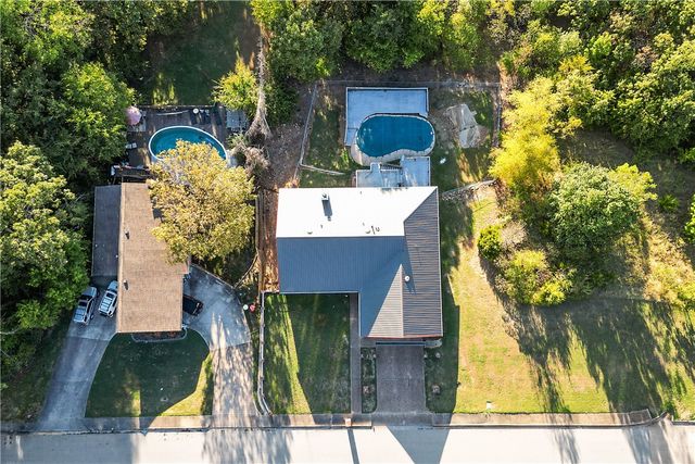 2557 N Karyn Avenue, Fayetteville, AR 72703