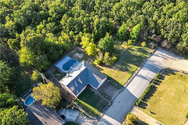 2557 N Karyn Avenue, Fayetteville, AR 72703