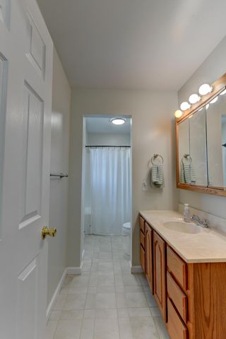 1130 W 72nd Court, Merrillville, IN 46410