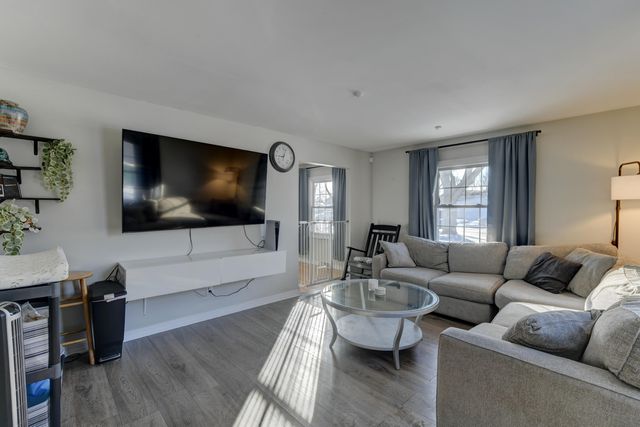 1130 W 72nd Court, Merrillville, IN 46410