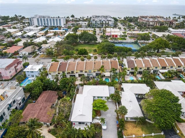 4512 Seagrape Dr 1, Lauderdale By The Sea, FL 33308