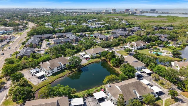 8350 SAVANNAH TRACE CIRCLE 1703, Tampa, FL 33615