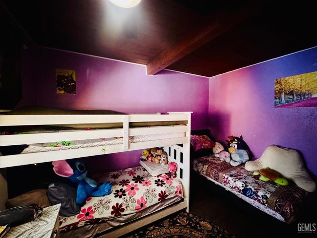 3029 Crestline Road, Bakersfield, CA 93306