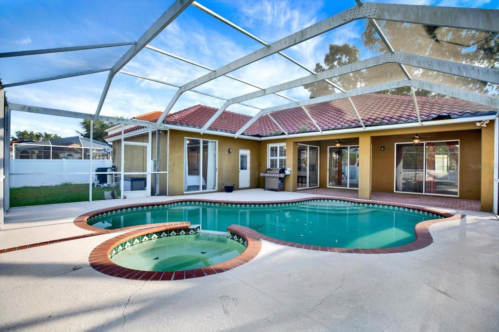 Image 27 of property listing at 804 SANDY TRAIL PLACE, Brandon, FL 33511