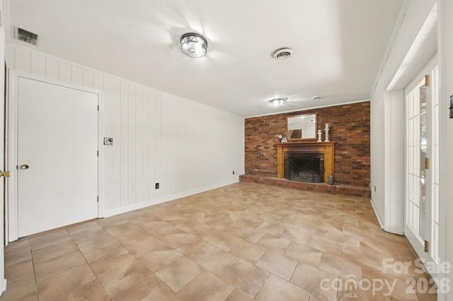 4776 Kennedy Street, Hickory, NC 28602
