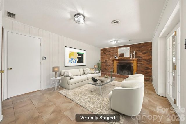 4776 Kennedy Street, Hickory, NC 28602