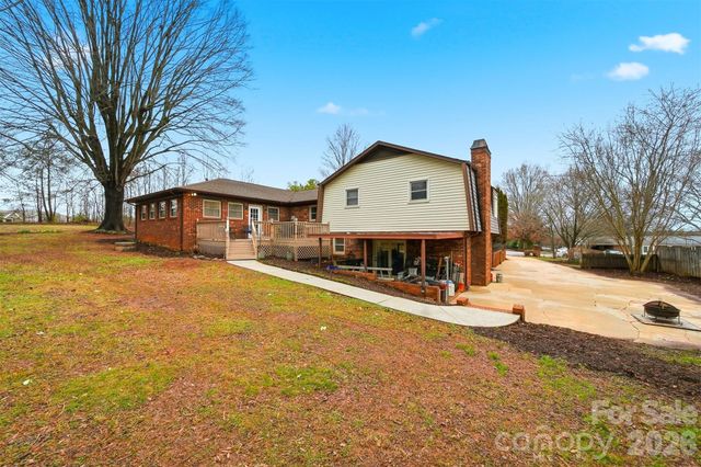 4776 Kennedy Street, Hickory, NC 28602