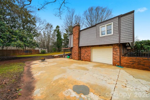 4776 Kennedy Street, Hickory, NC 28602